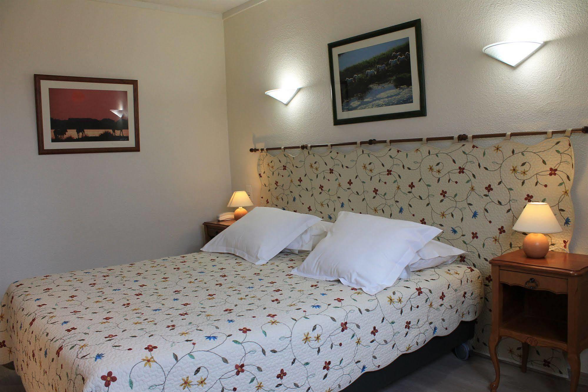 Le Cheval Blanc Hotel Arles Kültér fotó